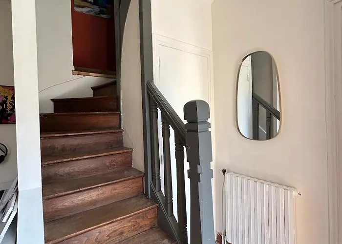 Dom wakacyjny Caen, Tres Jolie Maison A Deux Pas Du Memorial *